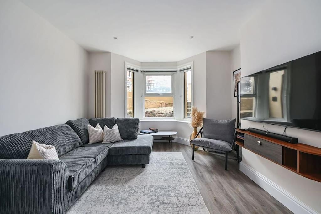 Stunning Spacious Duplex With Garden 141A Hastings Exterior foto